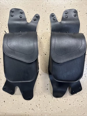 Juego de bolsa protectora de alforja derecha e izquierda Harley Davidson Foto 1 de 4
