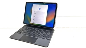 Apple iPad Pro A2761 2022 11" M2 8GB 128GB Grey/Black WiFi + 5G Spares/Repair - Picture 1 of 13