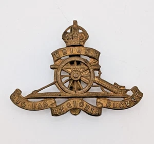 Primera Guerra Mundial Ejército Británico Gorra Insignia Artillería Real Reyes Corona 1917 Reproducción - Imagen 1 de 12