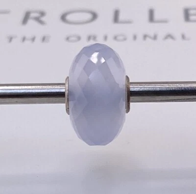 Cuenta de calcedonia facetada Trollbeads Foto 1 de 4