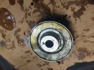 Polea de accionamiento Tuff Torq T40J 1A646025750 - Imagen 1 de 2