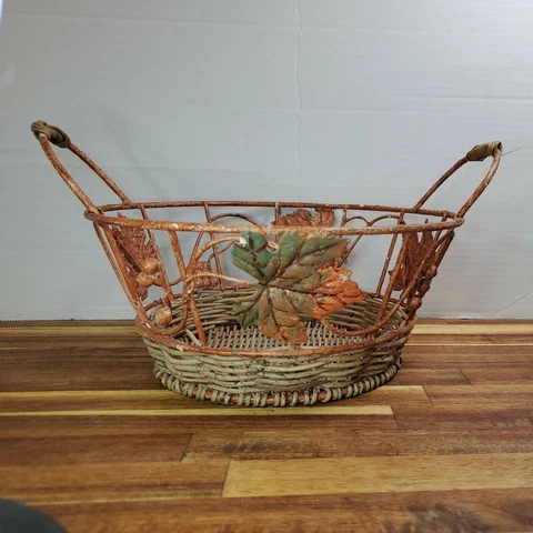 Rustic Farmhouse Chic Wire & Wicker Basket Old French Country Style Cover
