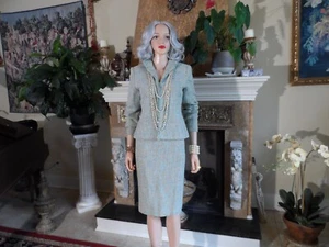 Tuta Oscar De La Renta verde multicolore gonna tweed con dettaglio frange TAGLIA 4 - Foto 1 di 24