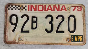 Targa Veicolo Indiana 1979 92B 320 Decorazione Garage Mancava Ford Chevy - Foto 1 di 2
