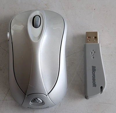 Microsoft 1054 Silver/Gray 4-Button Notebook Laser Mouse 6000 With USB Receiver - Image 1 of 4