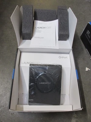 New Boxed Tabletop mount and charger iPort LaunchPort BaseStation for iPad - Image 1 of 3