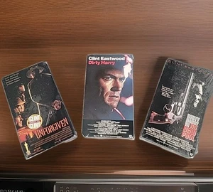 New Dirty Harry The Dead Pool Unforgiven Clint Eastwood 3 VHS Lot Warner Bros - Picture 1 of 9