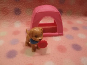 Barbie Puppe Haustier Hund trägt Bandanna Frisbee & Haustierzelt Mattel Neu! - Bild 1 von 3