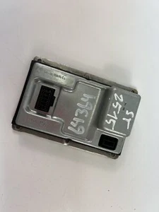 ST2515 SAAB 9-5 2006 Xenon Light Control Unit 73010137N - Picture 1 of 4