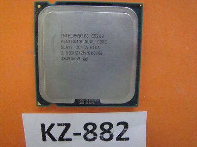 Intel Pentium E5200 SLAY7 2x2.5Ghz/2MB/800FSB/Socket LGA775 #KZ-882 - Image 1 of 2