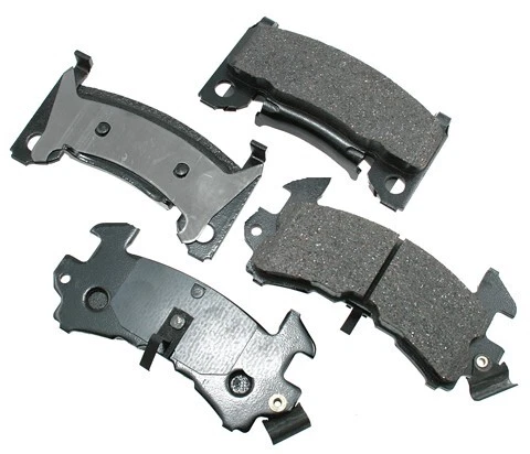 Pastillas de freno de disco delanteras Akebono para Buick Century Cadillac Seville GMC Jimmy Foto 1 de 1