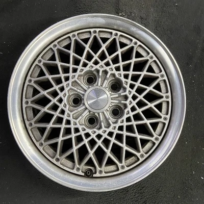 Roda Chrysler Laser OEM 16” 1990-1992 aro original de fábrica MB579070 1724 - Imagem 1 de 4