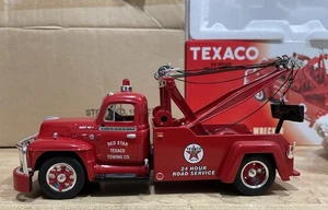 First Gear Texaco 1955 Diamond-T Wrecker Red Star Towing Company 1/34 Scale - Picture 1 of 11