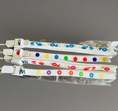 Nintendo Wii Remote Wrist Straps OEM Feminine Floral Promo 2006 - Image 1 of 2