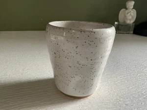 Tumblr Handarbeit Keramik weiß signiert - Bild 1 von 6