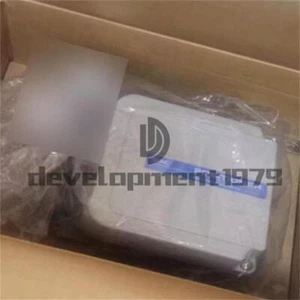 ONE NEW SMC IP8100-030-H Positioner DHL Shipping - Picture 1 of 2