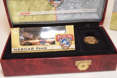 # 1:64 ACTION NASCAR LEGENDS RCCA 1948-1998 PONTIAC 4TH QUARTER BILL FRANCE MIB - Immagine 1 di 4