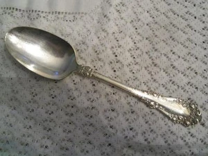 1847 Rogers International Silver Berkshire Serving Spoon - Picture 1 of 1