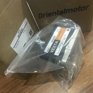 NEW IN BOX Oriental VEXTA reducer Motor GF2G30 GF2G30 FREE SHIPPING - Picture 1 of 2