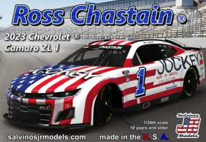 1:24 NASCAR Kunststoff Auto Kit - Ross Chastain - 2023 Chevy Camaro - Jockey - Bild 1 von 1