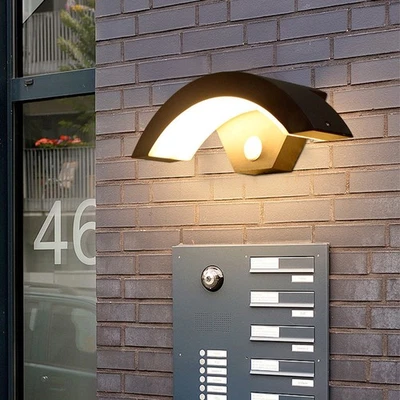 Modern Curved Outdoor LED Wall Light PIR Motion Sensor Lamp Outside Garden Porch - Image 1 of 4