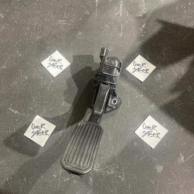 2003-2007 Toyota Sequoia 03-06 Tundra A/T Gas Accelerator Pedal  78120-0C050 - Image 1 of 4
