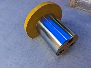 Genuine Komatsu 56B-83-57210 56B8357210 Pin - Picture 1 of 4