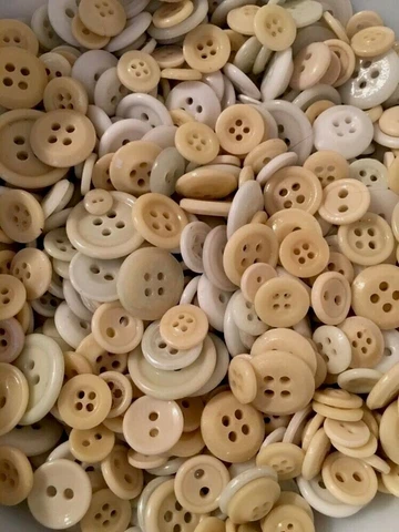 ⭐️   ASSORTED LOT OF 200 ANTIQUE~VINTAGE CHINA BUTTONS WHITE's & CREAM's    ⭐️ Cover