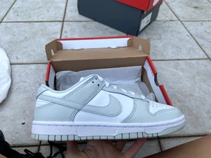 Size 7 - Nike Dunk Low Photon Dust W FREE SHIPPING AUSTRALIA WIDE - Picture 1 of 4