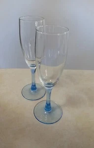 Champagnes Flautas Vasos 8" Alto Azul Claro Tallos Vajilla - Imagen 1 de 6