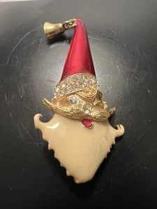 Unsignierte MYLU Emaille zwinkernder Weihnachtsmann Weihnachtskopf Brosche Top Zustand - Bild 1 von 2