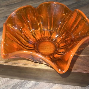 Vintage L.E. Smith grande ciotola in vetro amberina arancione bruciato bordo increspato 11,5" vichingo - Foto 1 di 8