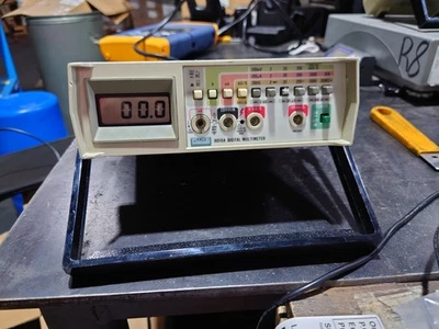 Fluke 8010A Digital Multimeter - Image 1 of 2