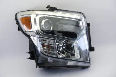 Faro derecho proyector LED de alta calidad Nissan Titan 2016-2019 OEM 26010EZ22B Foto 1 de 4