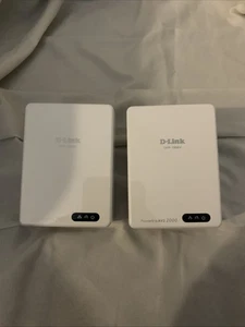 (2) D-Link Powerline Adapter AV2 Up to 2000Mbps DHP-700AV Ethernet - Picture 1 of 3