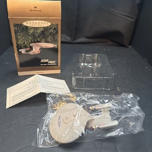 Hallmark Star Trek EE. UU. Ornamento Magic Keepsake Enterprise NCC-1701-D 1993 - Imagen 1 de 6