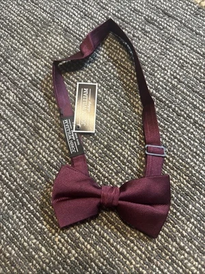 Gravata borgonha John William microfibra pré-amarrada nova com etiquetas ajustável (6Q) - Imagem 1 de 4