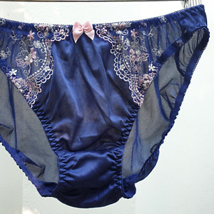 Vintage Silky Nylon Panties Navy Blue Bikini Pink Flower Lace Sz. 7-8 Hip 38-42"