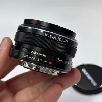 Olympus M.Zuiko Digital 17mm F1.8 Prime Lens for Micro Four Thirds 4/3 Cameras - Image 1 of 4