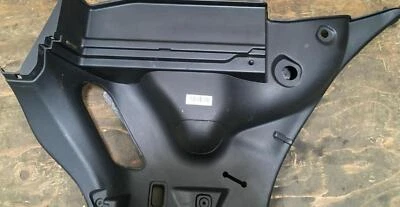 SCION XA 2004-2006 1,5 Л I4 ЗАДНЯЯ ПАССАЖИРСКАЯ СТОРОНА ЧЕТВЕРТЬ ПАНЕЛИ ОТДЕЛКА КРЫШКА ЗАВОДСКОЙ - Изображение 1 из 4