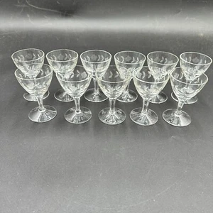 11er Set Vintage Floral Geätzt Kristall Weinglas Ungarn 3 Zoll - Bild 1 von 5