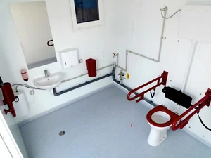10 ft WC Container barrierefrei / behindertengerecht / zertifiziert n. DIN18040 - Bild 1 von 4