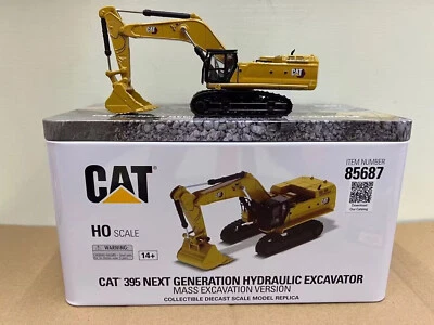 Cat 395 Next Generation Hydraulic Excavator HO Scale By DIECAST MASTERS 85687 - Image 1 of 4