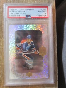 1999 UD Living Legend Wayne Gretzky The Great One #GO2 PSA 8 NM-MT