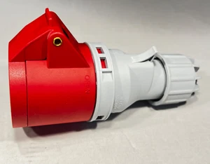 16A 4 Pin Socket 3 Phase CED 415v 3P+E Farm Electrics Motor Industrial Twist Loc - Picture 1 of 6