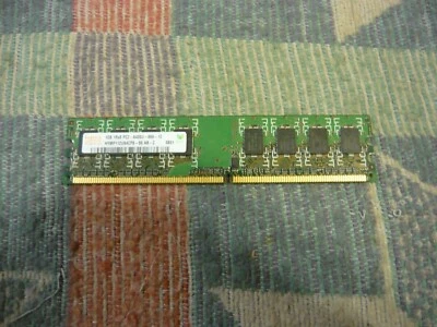 Hynix HYMP112U64CP8-S6 AB-C 1GB DDR2-800  PC2-6400U RAM - Image 1 of 4