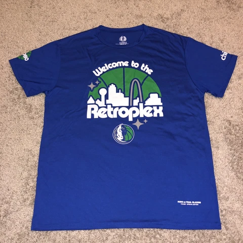 Dallas Mavericks Shirt Adult XL Blue NBA Basketball Casual Outdoor Mens 684 Cover