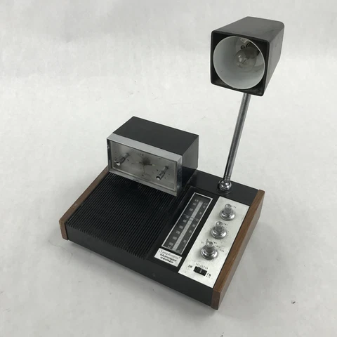 Symphonette Slumber Center LCR-500 Vintage Clock Radio AM FM Alarm Light Prop Cover