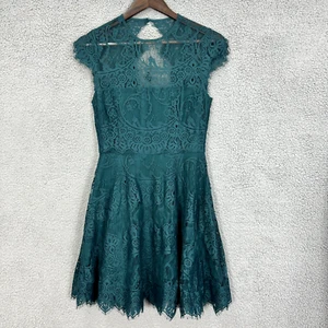BB Dakota Rhianna Open Back Lace Fit & Flare Cocktail Dress Green Womens size 2 - Picture 1 of 7