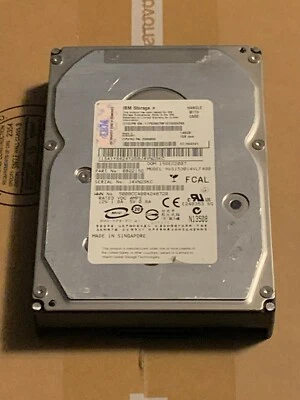 IBM TotalStorage 146GB 15K FC HD 23R0830 / 17P8395 / 41Y8424 / HUS153014VLF400 - Image 1 of 3